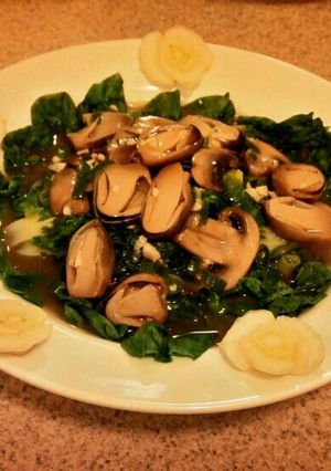 Foto resep Bok Choy in mushroom oyster sauce - bok choy jamur saus tiram