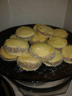 Una foto de Alfajorcitos de maizena (celíacos)