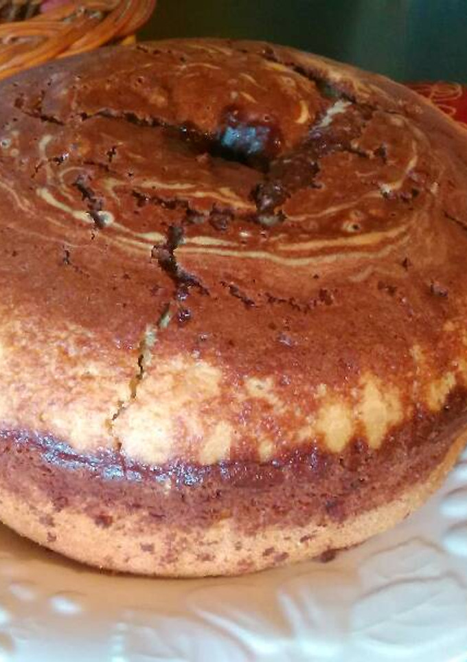 Una foto de Torta marmolada sin leche ni huevos