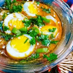 A picture of Anday Aalo ka salan!.