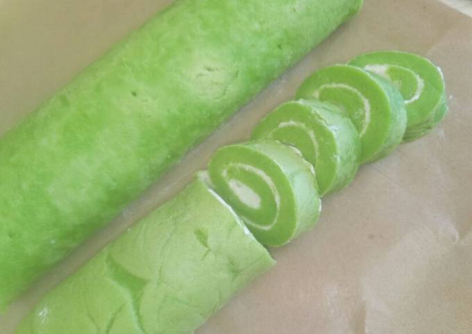 Bolu Gulung Pandan