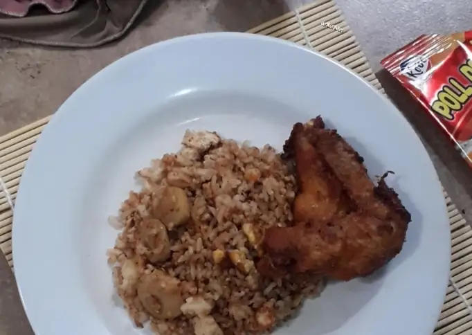 Nasi goreng poll pedas Kobe