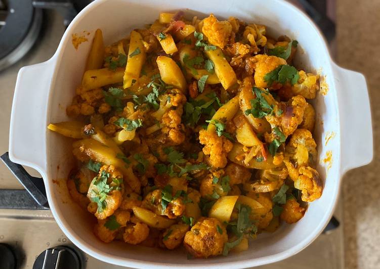 Cauliflower and potato curry