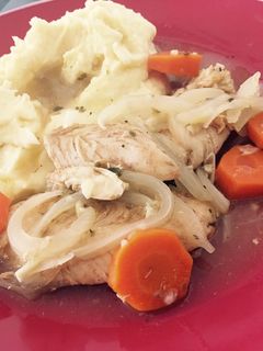 Una foto de Pollo al jugo con Puré