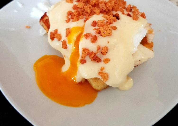 Recipe of Award-winning My poahed Egg, Hallumi and Bacon Crisp. 👍