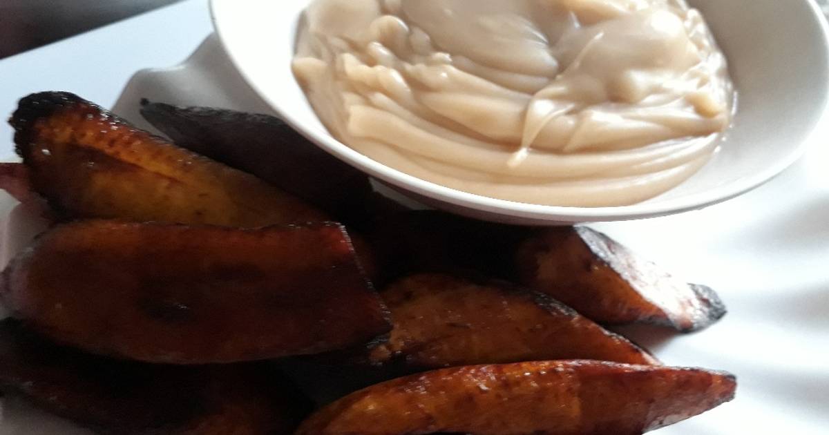 Fried plantain and pap Recipe by Sou Cookpad