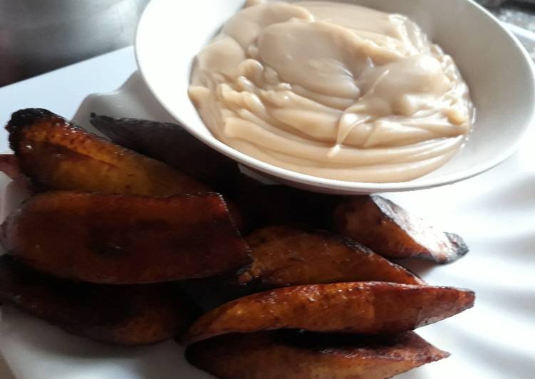 Steps to Prepare Favorite Fried plantain and pap