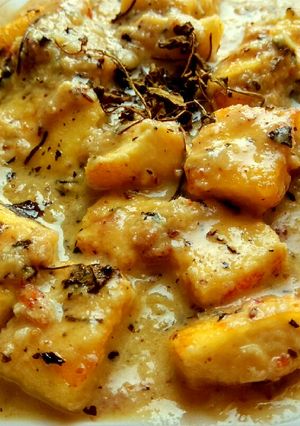 A picture of Nawabi methi paneer.
