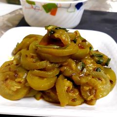 A picture of Stir fried bottlegourd.