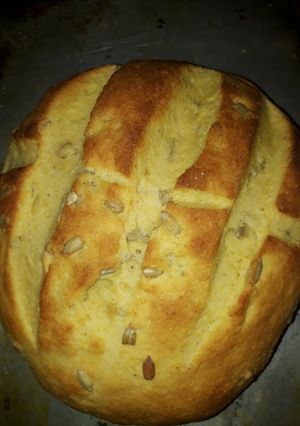 Una foto de Pan de maíz 🌽 con semillas de girasol 🌻