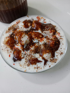 दही भल्ले (Dahi bhalle recipe in hindi) रेसिपी मुख्य फोटो
