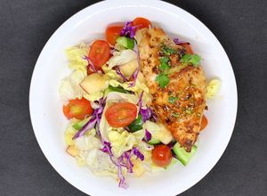 Hình của món Salad trái cây ức gà: Giảm cân - Lunchbox- eat clean (342cal).