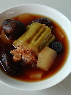 รูปของ 2020 10.มะระยัดไส้กับน้ำซุปแบบก๋วยเตี๋ยวไก่