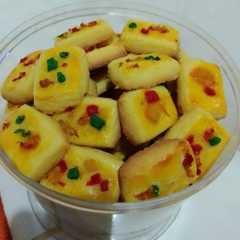 A picture of Kue kering Sukade.