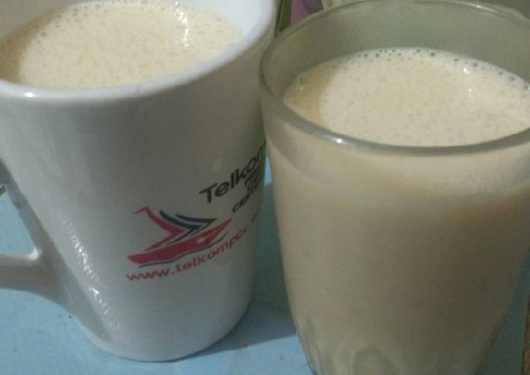 Smoothies pisang yoghurt