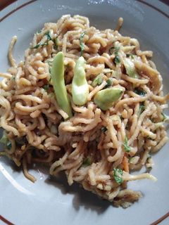 Foto resep Mie goreng medok 😅