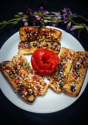 A picture of Spicy Bread Garlic Sticks.