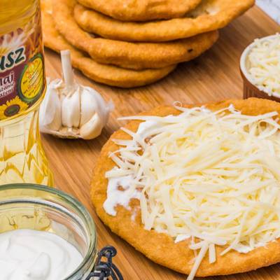 Burgonyás lángos | Varga Gábor (ApróSéf) receptje  - Cookpad receptekCooksnap feltöltéseMegosztás-image