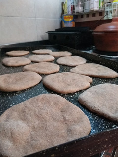 Una foto de Pan árabe integral!