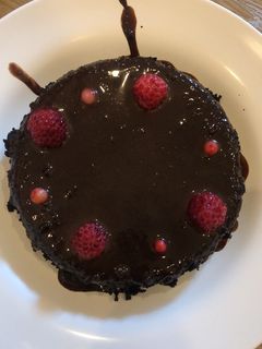 รูปของ เค้กโกโก้หน้าลาวา สูตรคีโต ไมโครเวฟ