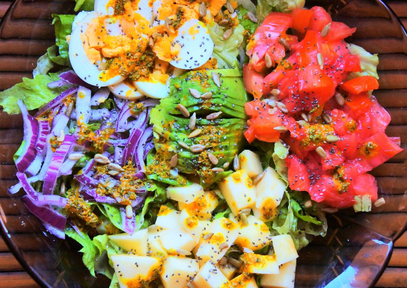 🥗 Ensalada de colores con aliño de cúrcuma 🌈