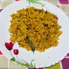 A picture of Kothu chappathi.