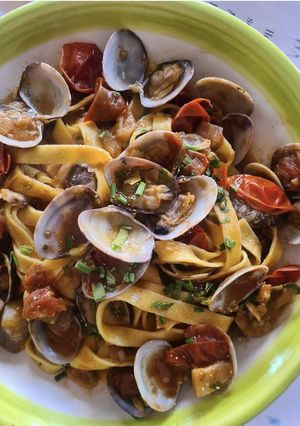Una foto de Pasta con almejas