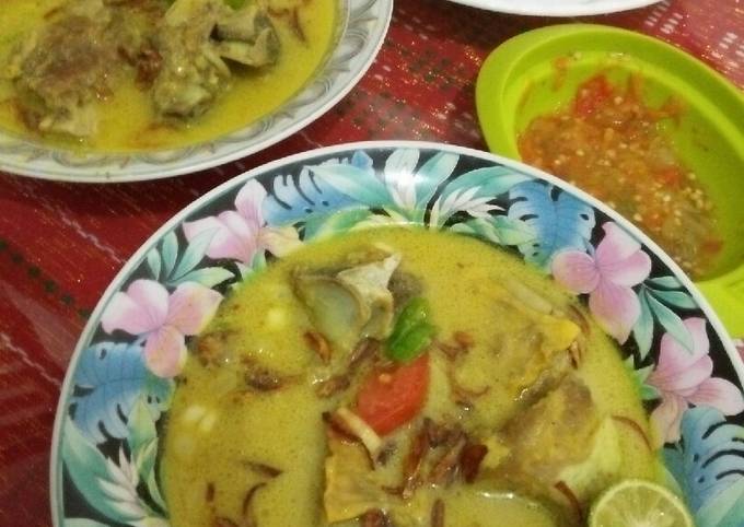 Soto Tangkar atau bisa disebut Soto Daging Bogor