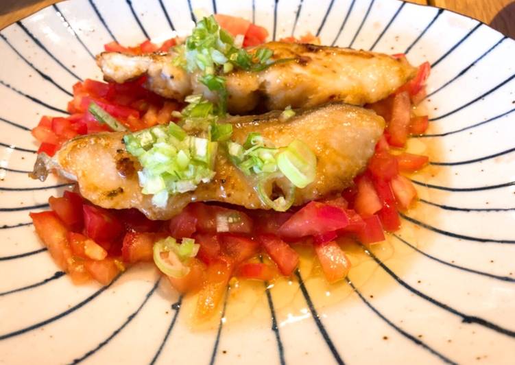 Recipe of Favorite Pan-Fried Cod Fish with Soya Sauce and Butter