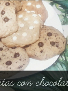 Una foto de Galletas de CHOCOLATE y MANÍ son (blandas) "COOKIES AMERICANAS"