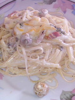Una foto de Tallarines a la carbonara, a mi manera🍝