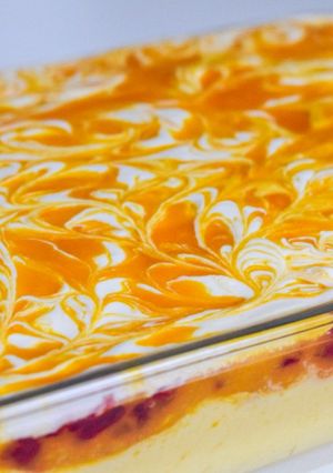 A picture of Creamy Mango Trifle.