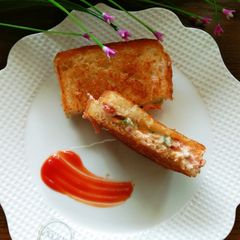 A picture of Curd sandwich.