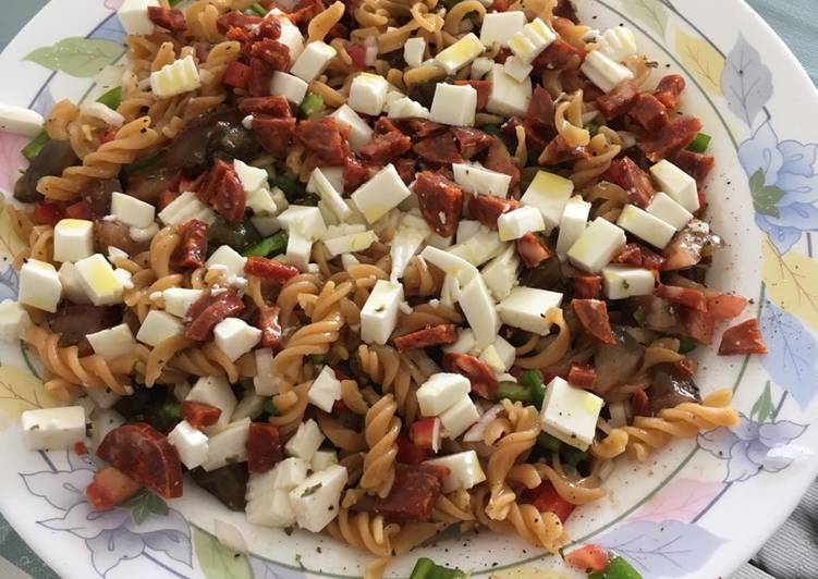 Ensalada de pasta de lentejas