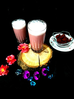 عکسی از دستور میلک شیک لبو