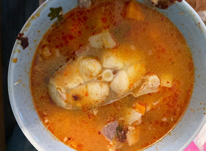 Una foto de Caldo de pescado