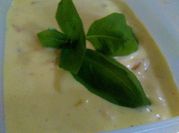 Una foto de aderezo para ensalada césar