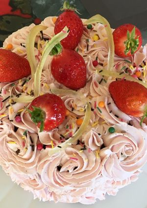 Une photo de Gâteau rose à la fraise