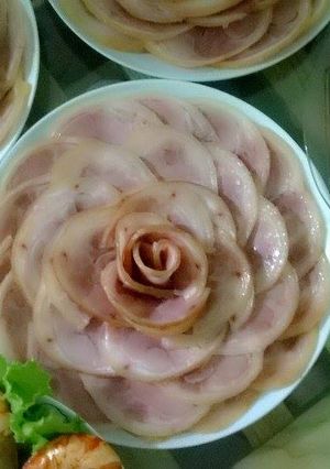 Hình của món Thịt chân giò hun khói.