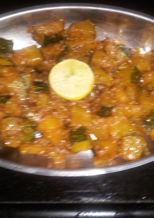 A picture of Sweet and sour pumpkin.