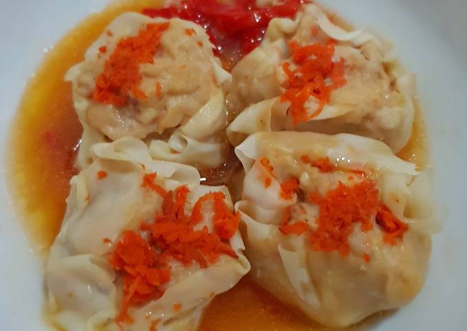 Siomay Ayam Udang dan Saos Dimsum