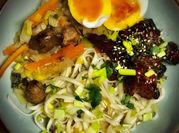 Una foto de udon japones