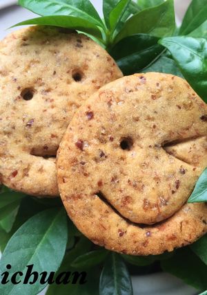 Una foto de Smiley honey cookies 😊 (comida vegetariana)
