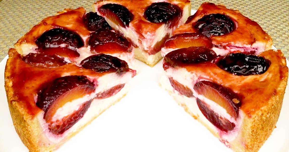 Пирог со сливами - пошаговый рецепт с фото