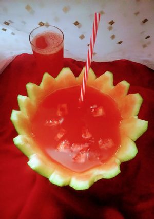 A picture of Watermelon juice.