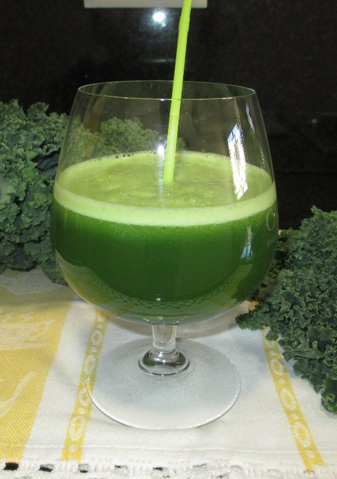 Una foto de Licuado de col kale