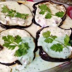 A picture of Eggplant with Yogurt.