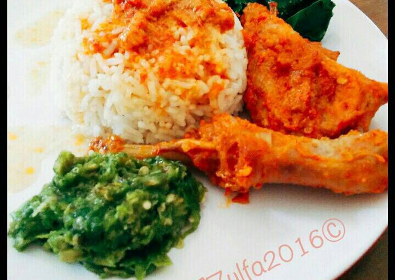Nasi Padang dengan Rendang Ayam Kampung