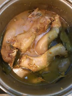 Foto resep AYAM UNGKEP KUNING SUPER GURIIIHHH !!!