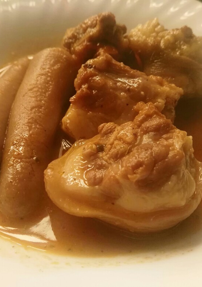 Una foto de Rabo de cerdo en salsa